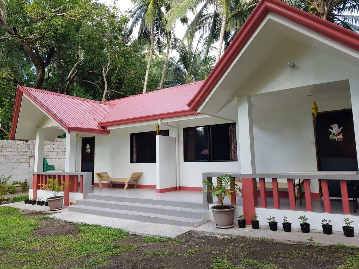 Sj Pabua Travellers Inn Mambajao Kültér fotó